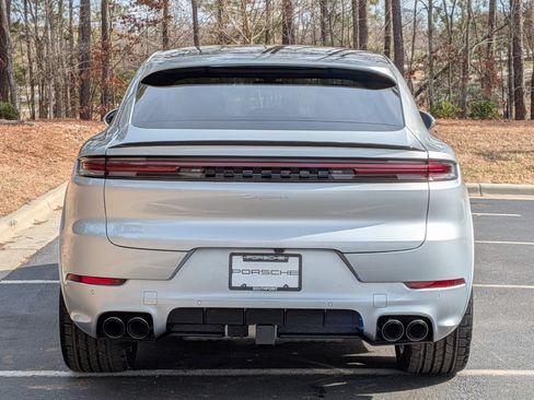 Certified 2026 Porsche Cayenne Coupe AWD/4WD image 29