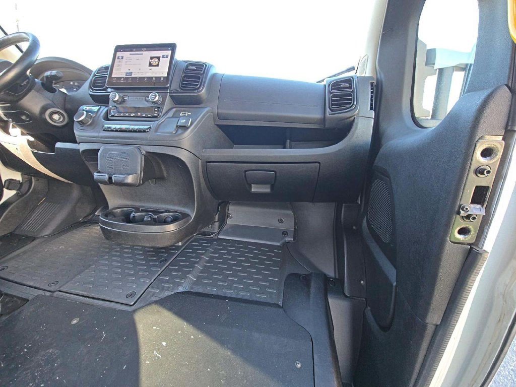 Used 2024 RAM ProMaster 3500 w/ Delivery Van Package FWD image 10