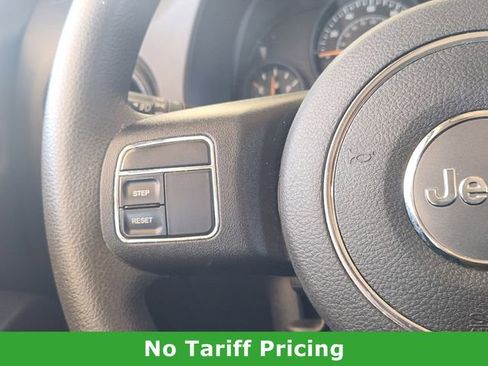 Used 2016 Jeep Patriot Sport image 22