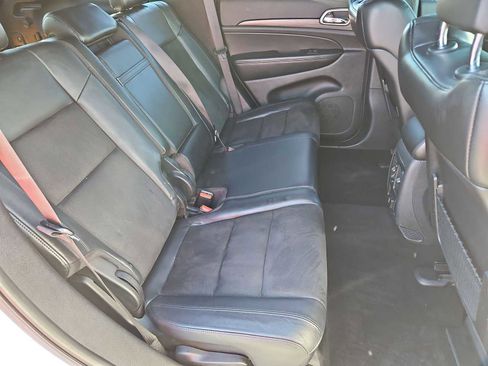 Used 2020 Jeep Grand Cherokee Altitude image 22