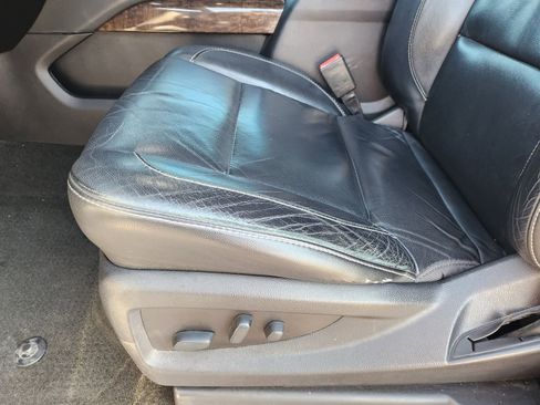 Used 2018 Chevrolet Tahoe LT image 27