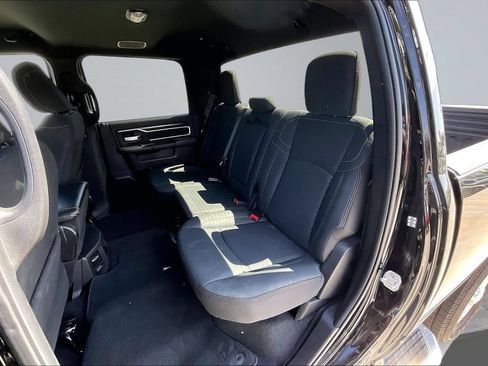 Used 2025 RAM 2500 Big Horn AWD/4WD image 19