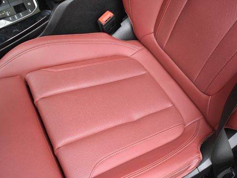 Used 2024 BMW X3 sDrive30i w/ M Sport Package RWD image 10