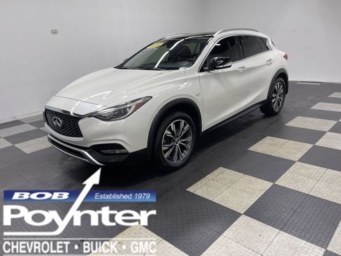 Used 2018 INFINITI QX30 Premium w/ Cargo Package image 1
