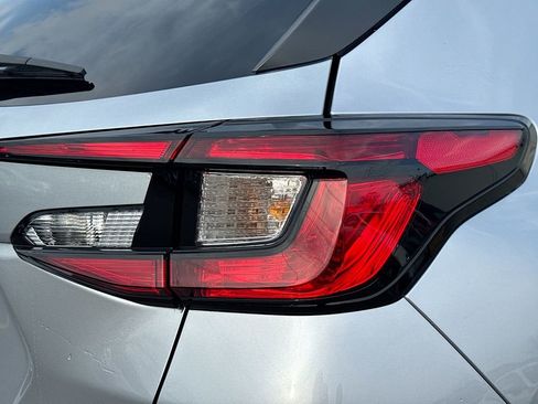 New 2026 Subaru Crosstrek 2.5i Limited w/ Crosstrek Mirror Package image 31