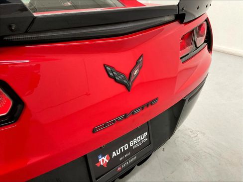 Used 2016 Chevrolet Corvette Z06 w/ 3LZ Preferred Equipment Group RWD image 24