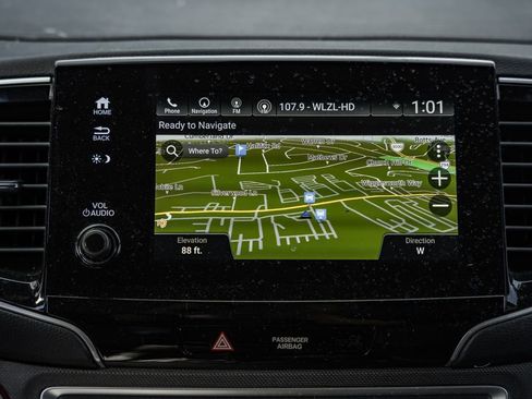 Used 2024 Honda Passport TrailSport image 22