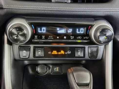 Used 2024 Toyota RAV4 XLE w/ Convenience Package AWD/4WD image 17