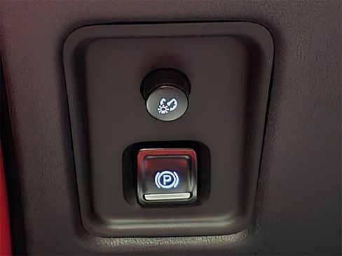 Certified 2023 Chevrolet Corvette Stingray Preferred Cpe w/ 2LT image 33