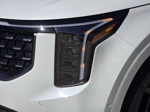New 2026 Kia Carnival SX Prestige FWD image 7