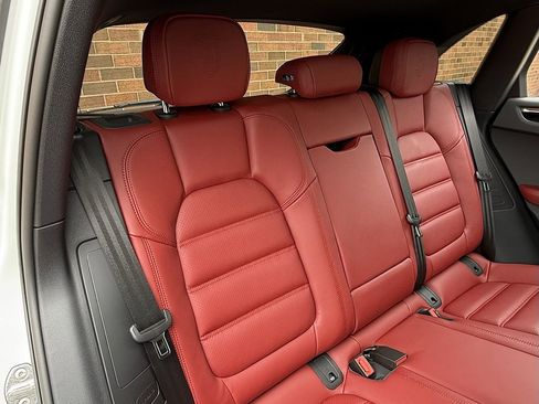 New 2025 Porsche Macan S image 21