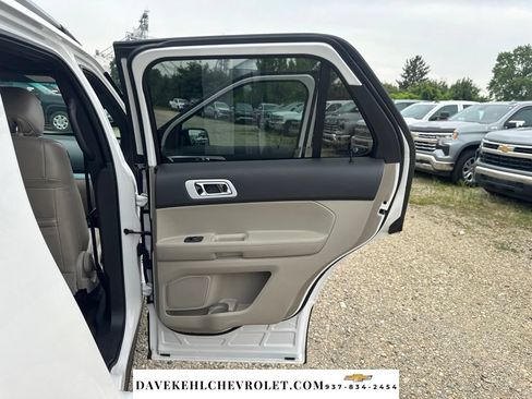Used 2013 Ford Explorer XLT AWD/4WD image 22