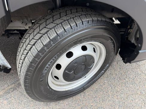 Used 2021 Ford Transit 250 Low Roof RWD image 33