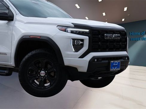 Used 2023 GMC Canyon Elevation w/ Convenience Package image 2