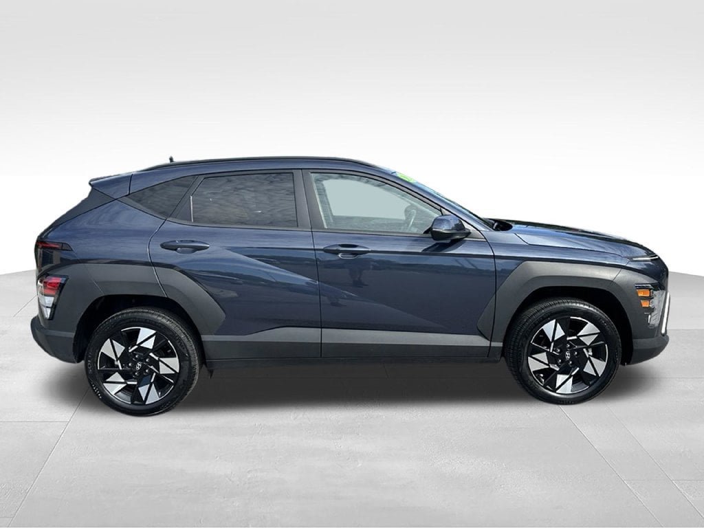 Used 2024 Hyundai Kona SEL AWD/4WD image 8