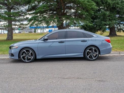 Used 2021 Honda Accord Sport image 3