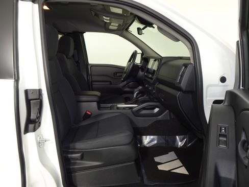 Certified 2025 Nissan Frontier S w/ S Utility Package image 28