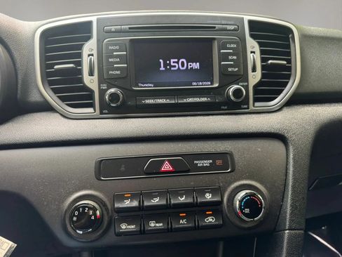 Used 2017 Kia Sportage LX FWD image 16