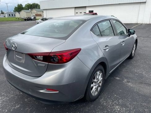 Used 2016 MAZDA MAZDA3 i Sport w/ Preferred Equipment Package FWD image 2