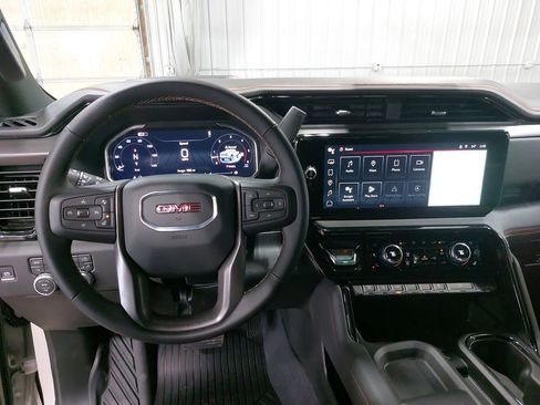 New 2026 GMC Sierra 2500 AT4 w/ AT4 Premium Plus Package AWD/4WD image 15