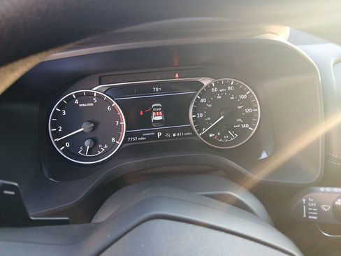 Certified 2025 Nissan Rogue S image 12