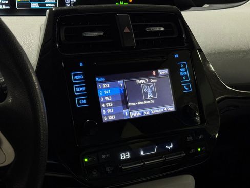 Used 2018 Toyota Prius Two w/ Prius Two Safety Plus Package image 19