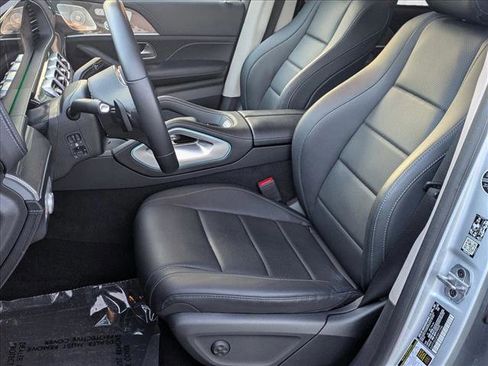 Certified 2023 Mercedes-Benz GLS 450 4MATIC w/ Warmth & Comfort Package image 17