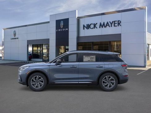 New 2026 Lincoln Corsair Premiere image 3