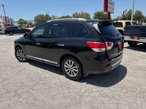 Used 2014 Nissan Pathfinder SL w/ Cargo Package FWD image 29