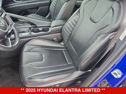 Used 2025 Hyundai Elantra Limited FWD image 15