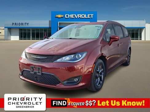 Used 2019 Chrysler Pacifica Touring-L Plus w/ Advanced Safetytec Group image 1