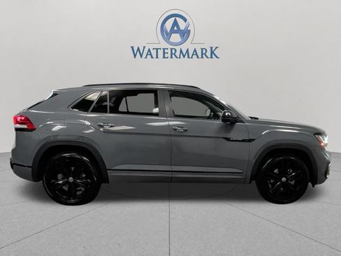 Used 2023 Volkswagen Atlas Cross Sport SEL R-Line AWD/4WD image 7