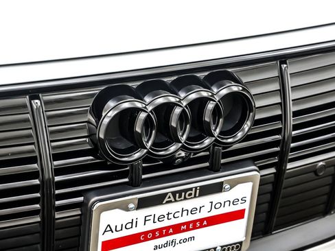 Used 2023 Audi e-tron Premium w/ Convenience Plus Package image 14