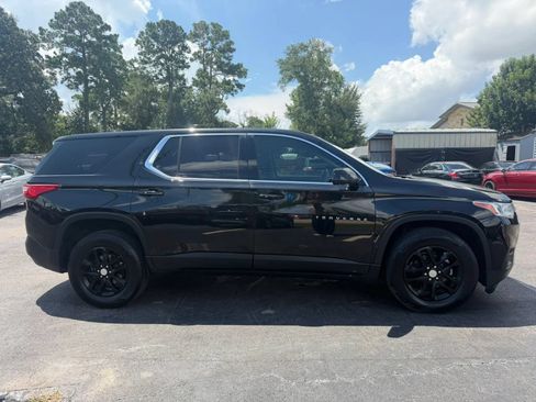 Used 2019 Chevrolet Traverse LS w/ LPO, Floor Liner Package FWD image 5