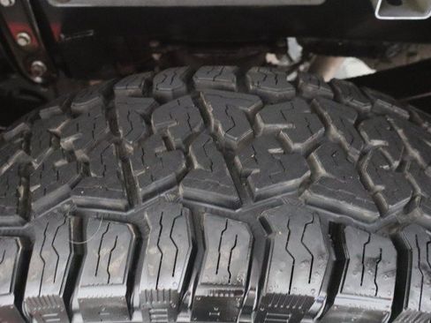 Used 2018 Ford F250 Lariat w/ Lariat Value Package AWD/4WD image 91