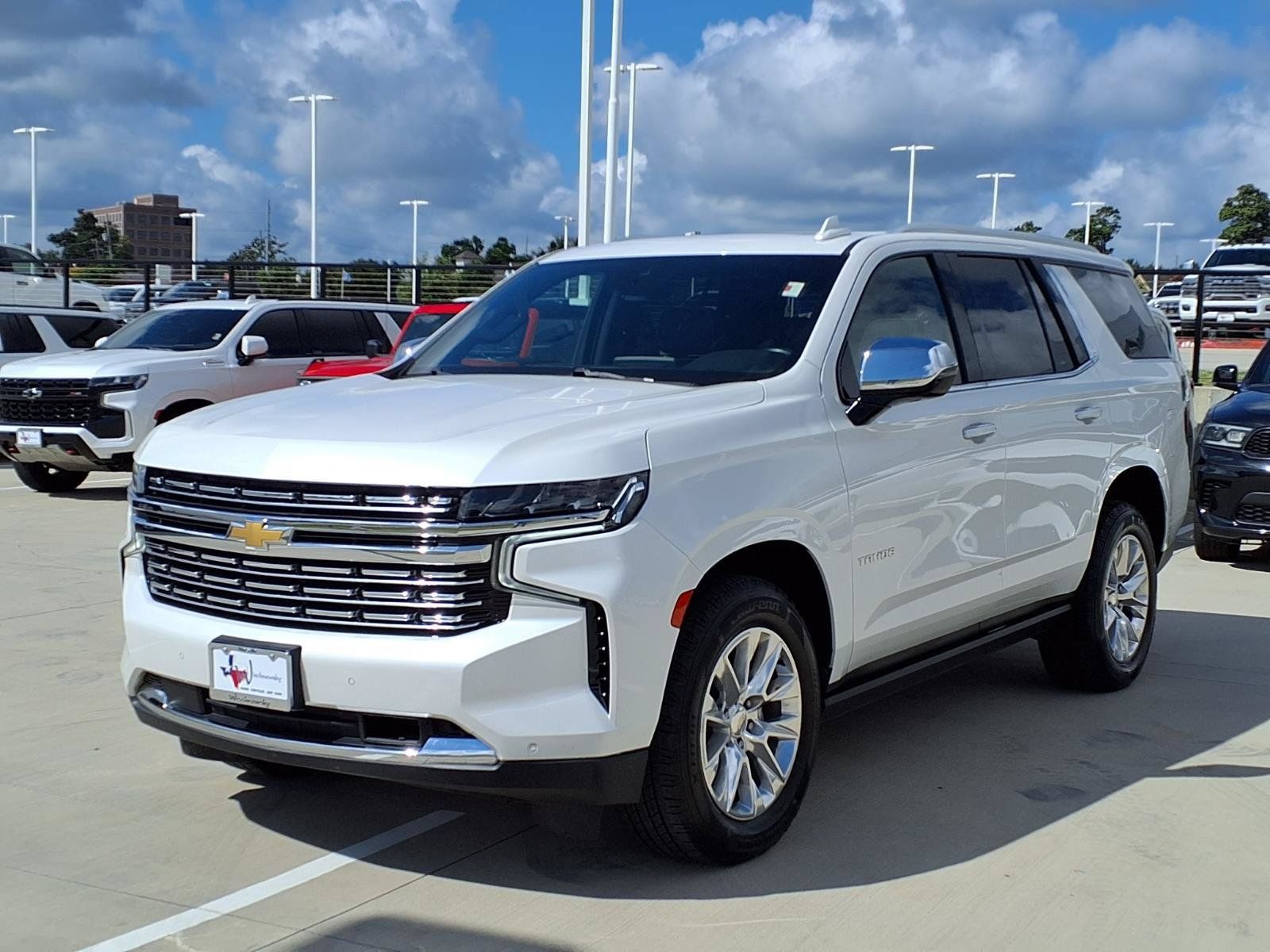 Used 2023 Chevrolet Tahoe Premier RWD image 3