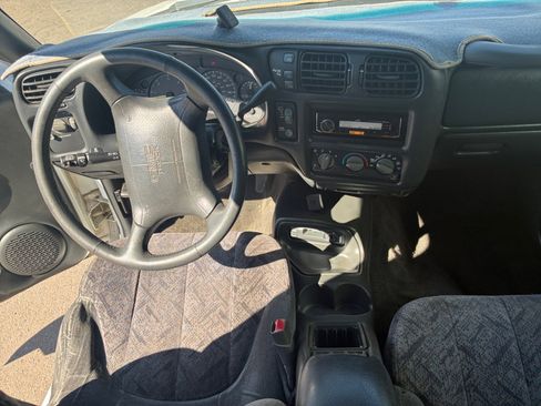 Used 1998 GMC Jimmy SLS w/ Marketing Opt Pkg 2 image 13