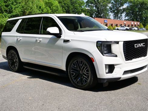 Used 2021 GMC Yukon Denali AWD/4WD image 2