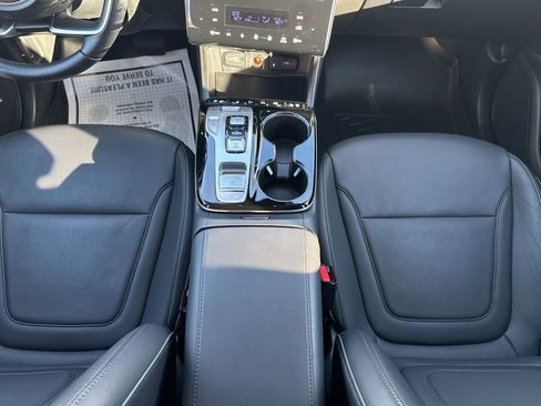 Used 2023 Hyundai Tucson Limited image 29