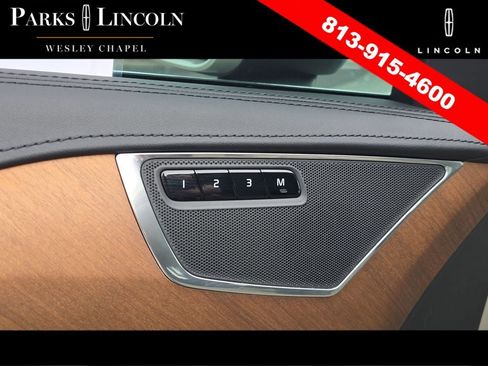 Used 2016 Volvo XC90 T6 Inscription w/ Vision Package AWD/4WD image 18