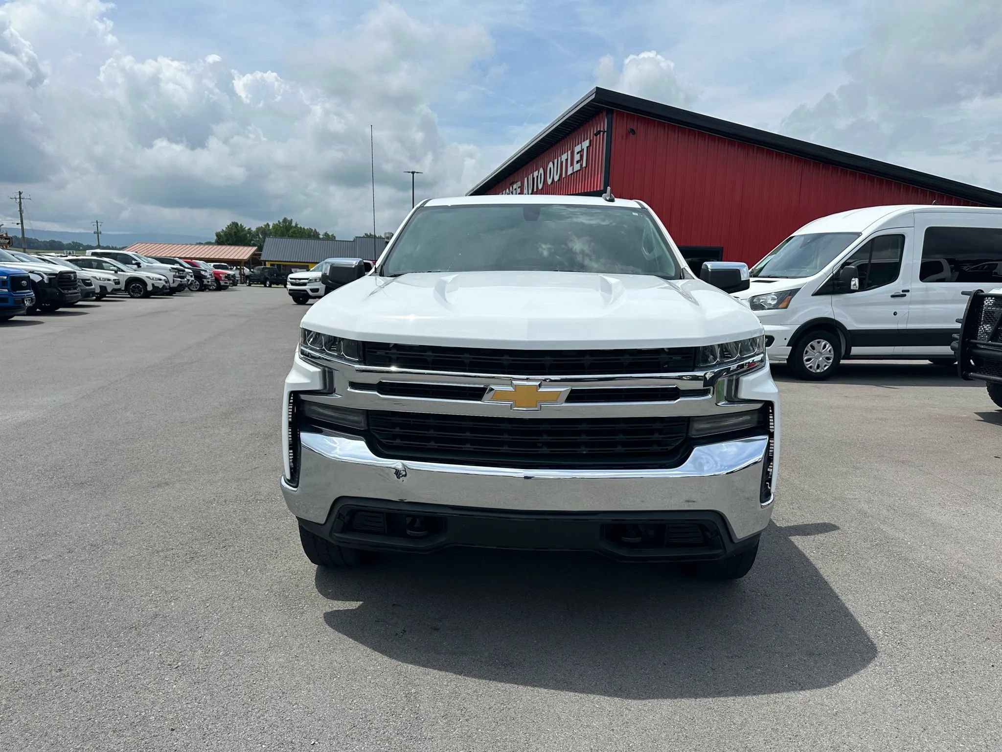 Used 2019 Chevrolet Silverado 1500 LT w/ Z71 Off-Road Package AWD/4WD image 19