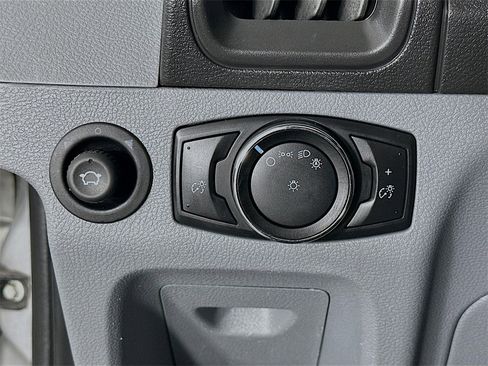 Used 2017 Ford Transit 350 XLT image 10