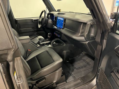 Used 2024 Ford Bronco Big Bend image 35