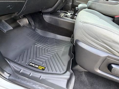 Used 2016 RAM 3500 Tradesman w/ Chrome Appearance Group image 35