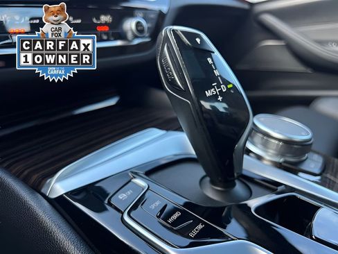 Used 2023 BMW 530e xDrive image 54