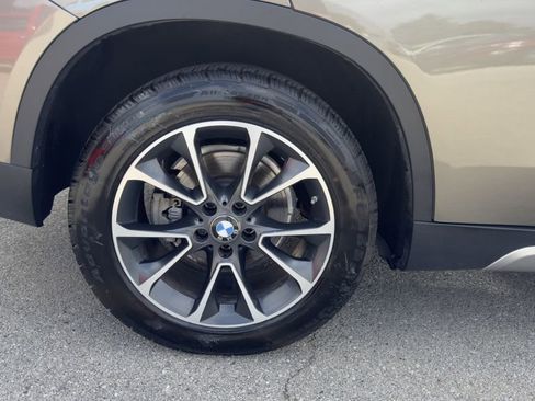 Used 2018 BMW X5 sDrive35i image 12