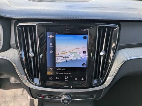 Used 2022 Volvo S60 B5 Inscription AWD/4WD image 24