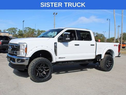 Used 2025 Ford F250 XLT w/ FX4 Off-Road Package AWD/4WD image 5