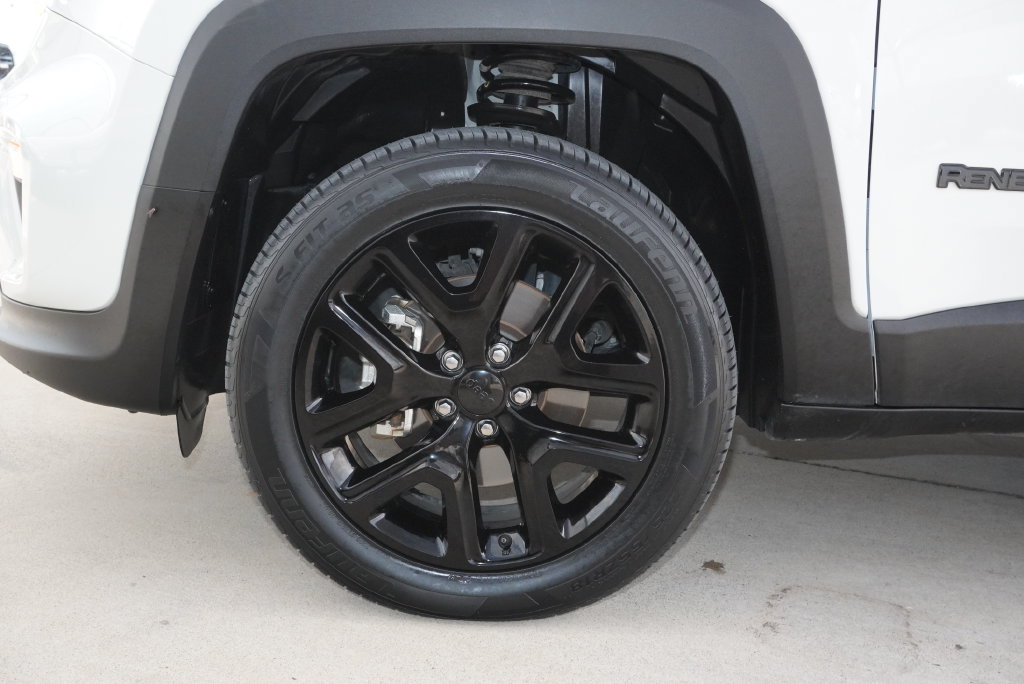Used 2023 Jeep Renegade Altitude w/ Convenience Group I AWD/4WD image 9