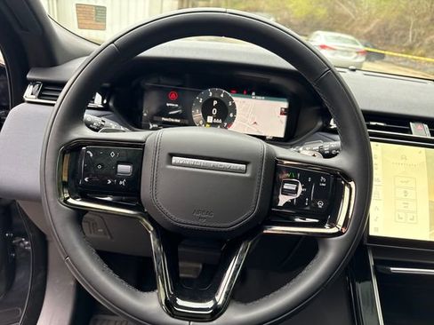 Used 2024 Land Rover Range Rover Velar Dynamic SE AWD/4WD image 18